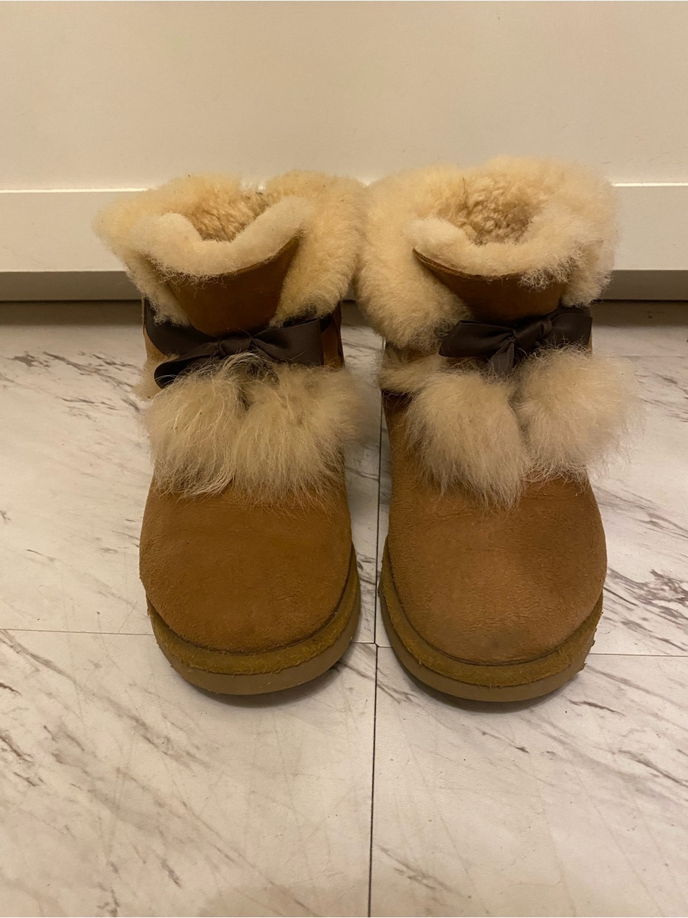 UGG Gita boots